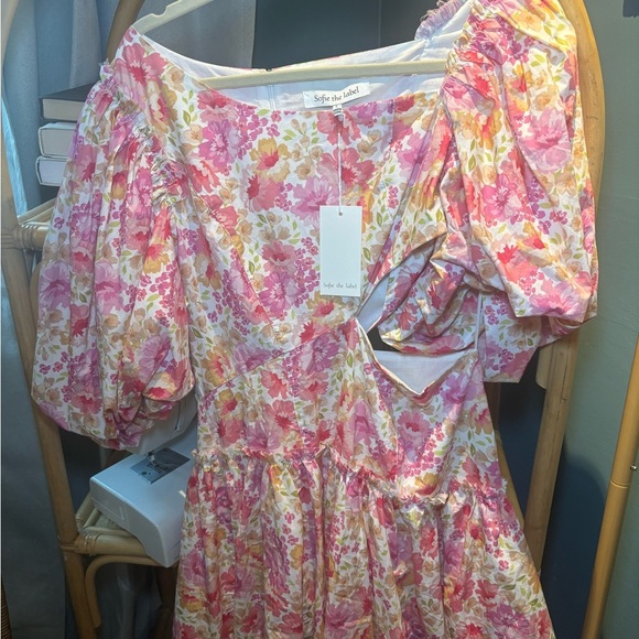 Sofie the Label Floral Puff Sleeve Dress - Picture 2 of 5